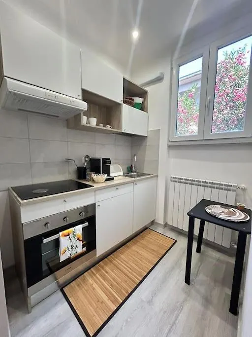 Ipponatte 29 Roma Casal Palocco Apartment